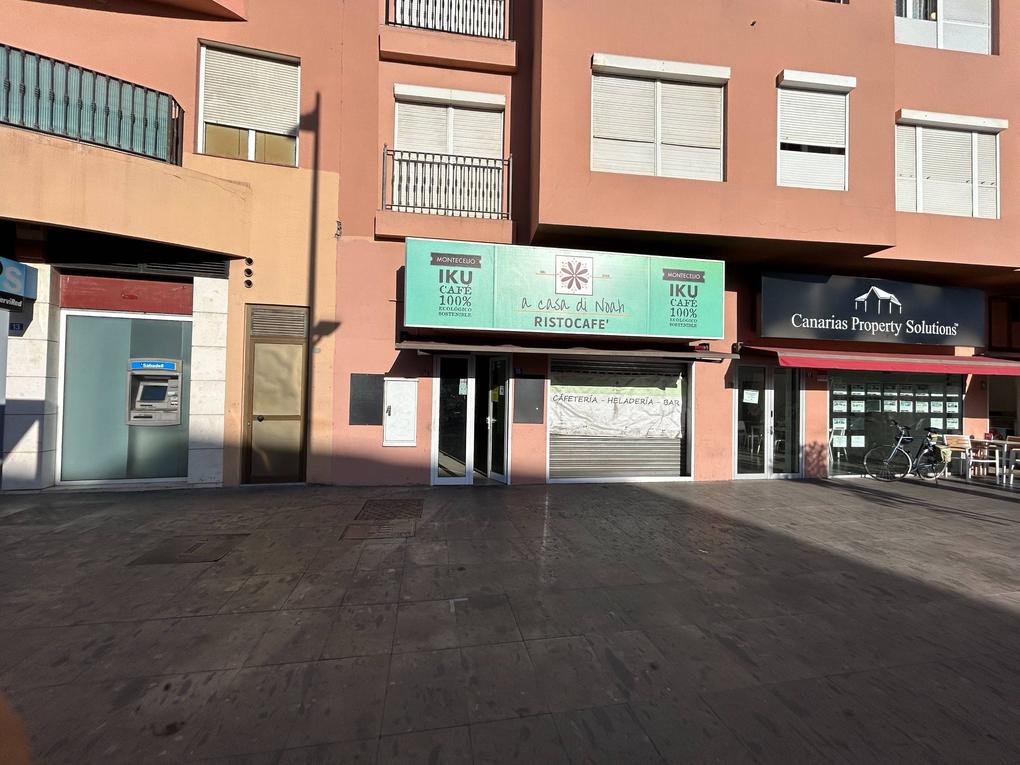 Local commercial en vente à  Arguineguín Casco, Gran Canaria , en première ligne  : Ref OS0033-4294