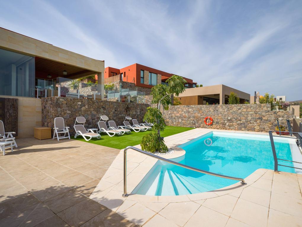 Chalet en venta en  Salobre Golf, Gran Canaria  con garaje : Ref SG0033-3880