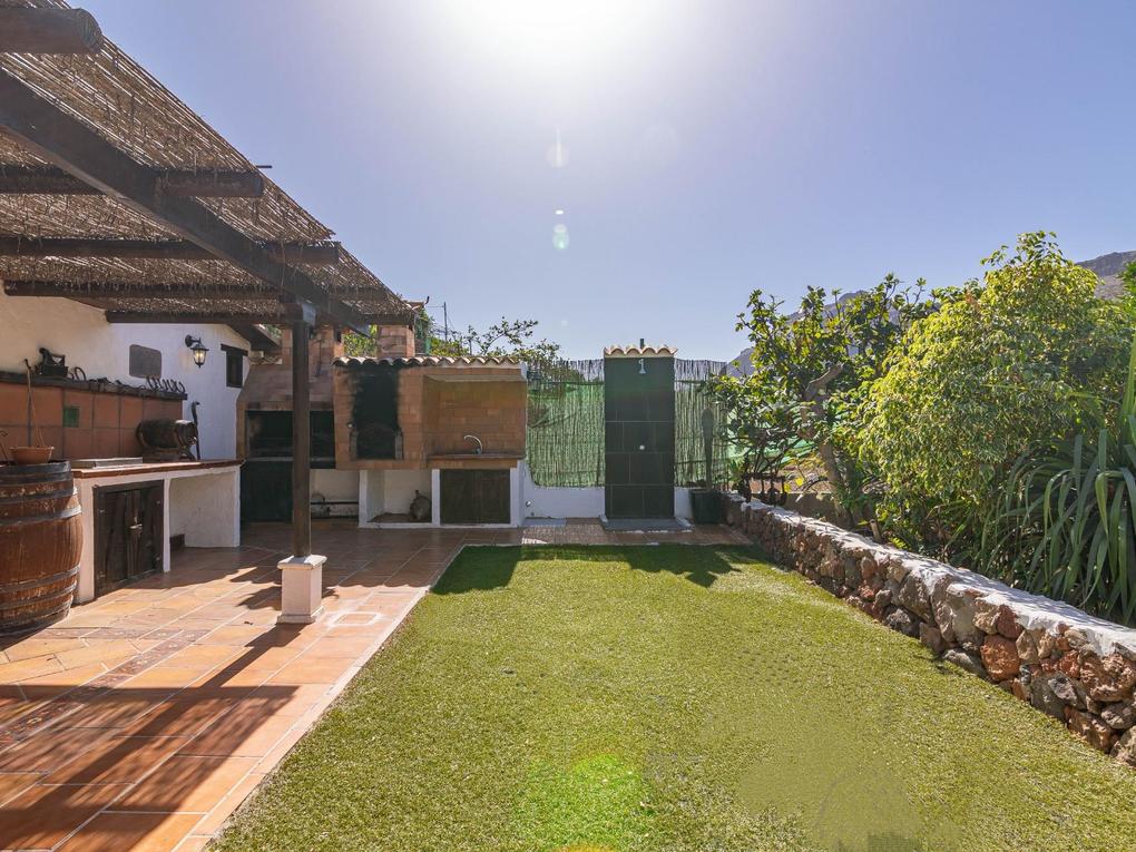 Rustic property for sale in  Ayagaures, Gran Canaria   : Ref 05397