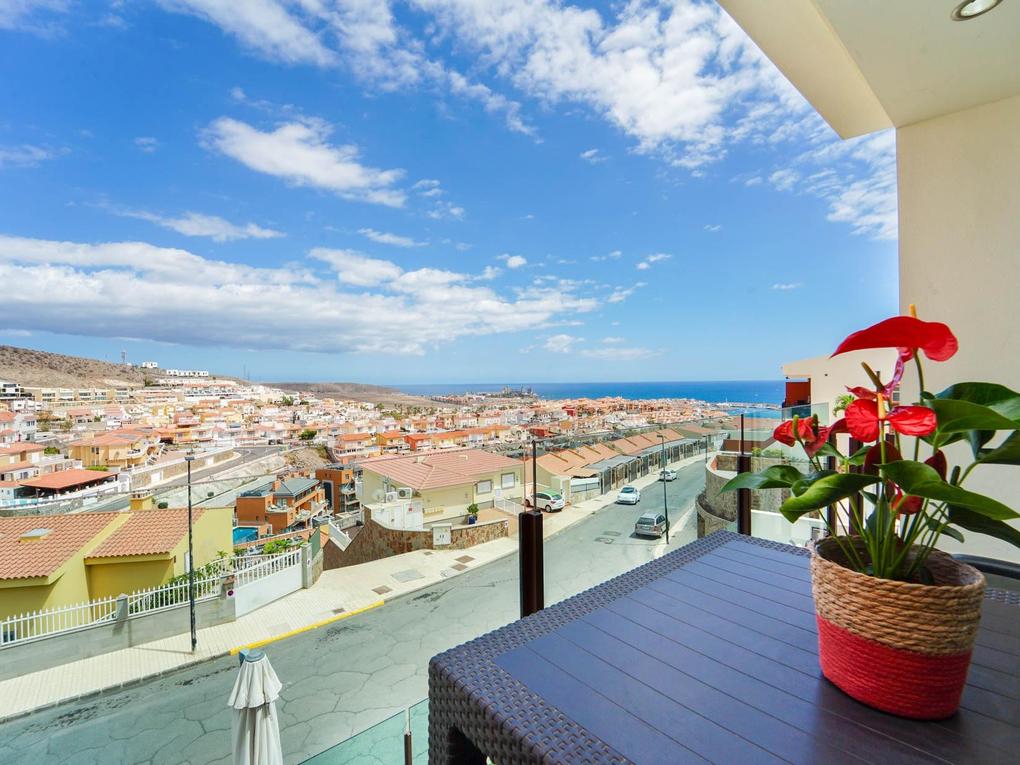 Terras : Appartement te koop in Residencial Ventura,  Arguineguín, Gran Canaria  met garage : Ref 05759-CA
