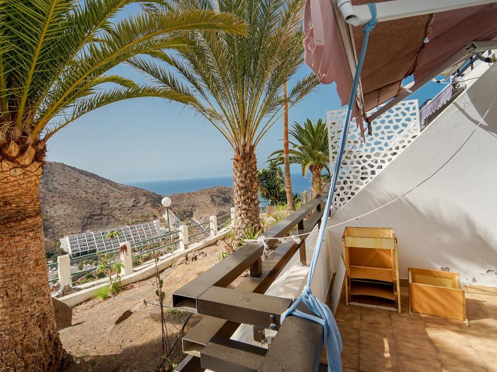 Terrace : Apartment for sale in Jacaranda,  Puerto Rico, Gran Canaria  with sea view : Ref 05796-CA