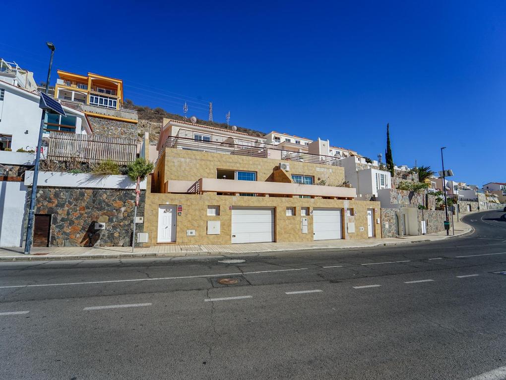 Parhus  till salu  i  Arguineguín, Loma Dos, Gran Canaria med garage : Ref 05841-CA