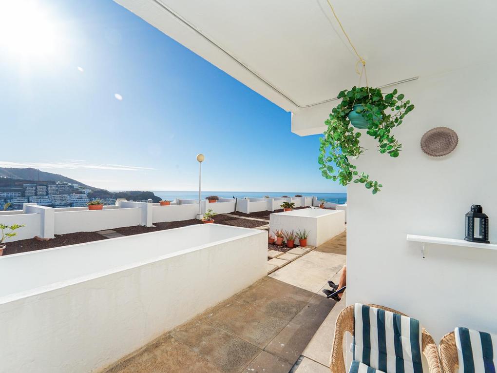 Terrasse : Studioleilighet  til salgs i Puerto Plata,  Puerto Rico, Gran Canaria med havutsikt : Ref 05895-CA