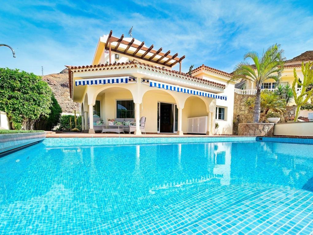 Villa  for sale in  Tauro, Gran Canaria with garage : Ref V917SI