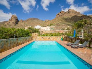 Villa  en venta en  Cercados de Espino, Gran Canaria  : Ref 05418