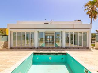 Chalet en venta en  Playa del Inglés, Gran Canaria  con garaje : Ref 05430