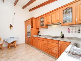 Maison jumelée en vente à  Arguineguín, Loma Dos, Gran Canaria  avec garage : Ref 05855-CA