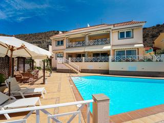 Swimming pool : Apartment for sale in  Arguineguín, Loma Dos, Gran Canaria  with garage : Ref 05806-CA