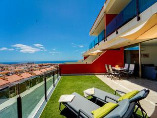 Terraza : Apartamento en venta en Residencial Ventura,  Arguineguín, Loma Dos, Gran Canaria  con garaje : Ref 05814-CA