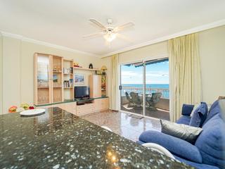 Living room : Apartment for sale in Océano,  Arguineguín Casco, Gran Canaria , seafront with garage : Ref 05817-CA