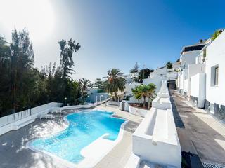 Swimming pool : Bungalow for sale in Ataitana Pueblo,  Sonnenland, Gran Canaria  with sea view : Ref 05883-CA