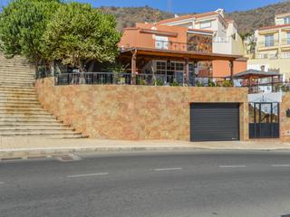 Façade : Villa en vente à  Arguineguín, Loma Dos, Gran Canaria  avec garage : Ref S0116