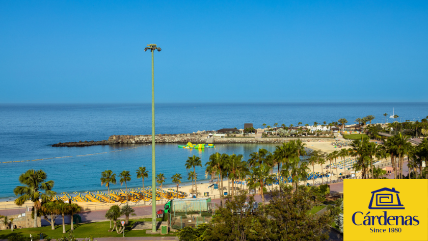 Amadores beach in daytime